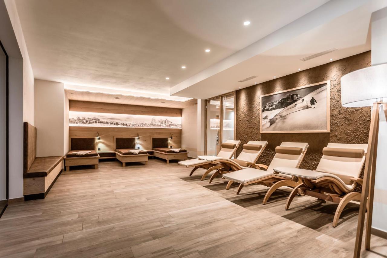 Luxury Chalet Plazola Selva di Val Gardena Ngoại thất bức ảnh